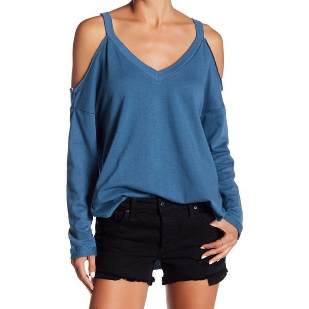Melrose & Market Cold Shoulder Sweater Size XS